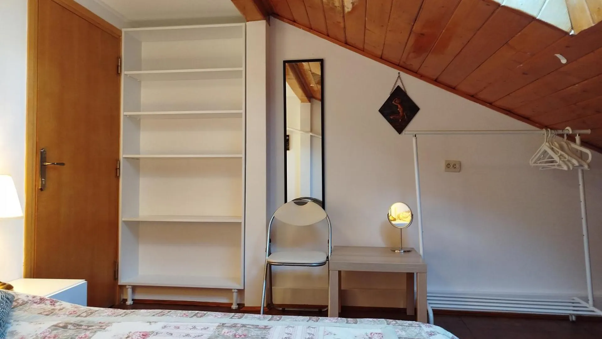 Central Victoriei Guesthouse 布加勒斯特 罗马尼亚