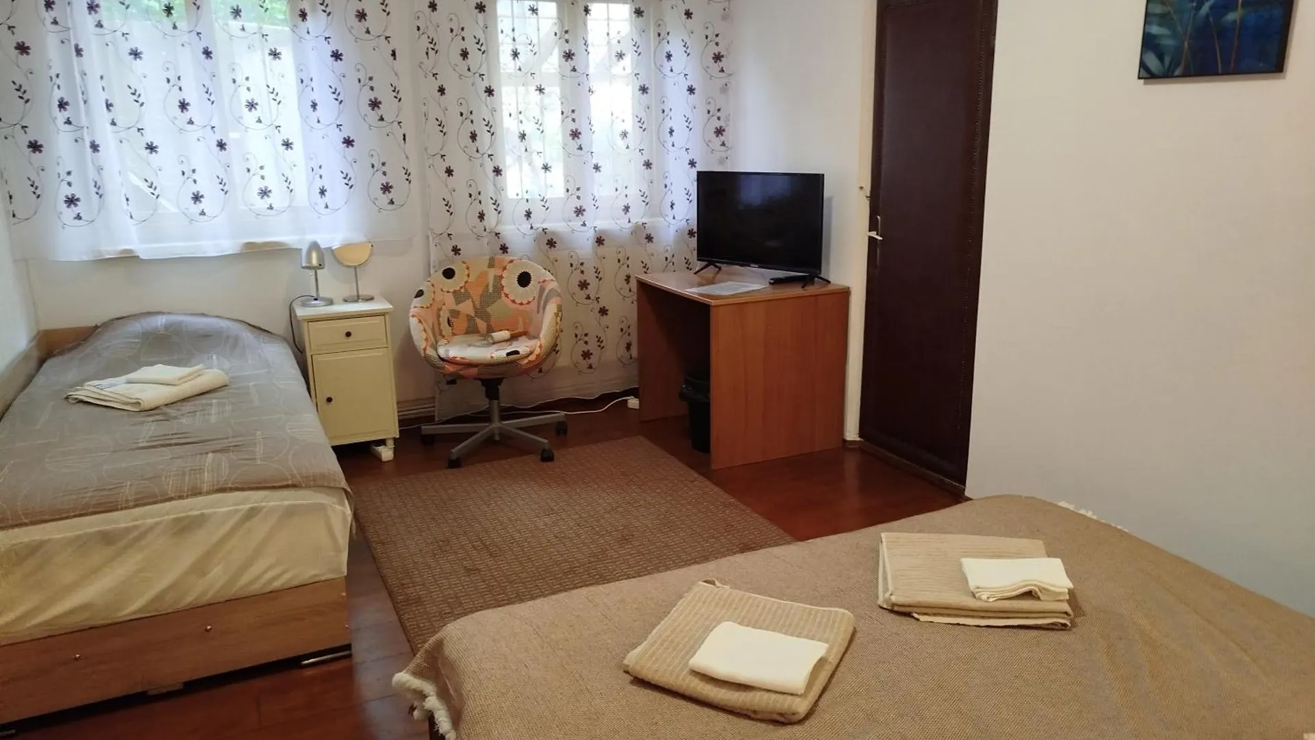 Central Victoriei Guesthouse 布加勒斯特